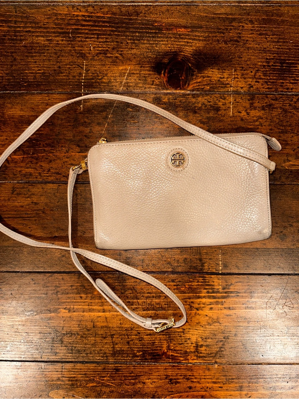 Gray Pebble Leather Tory Burch Crossbody purse
